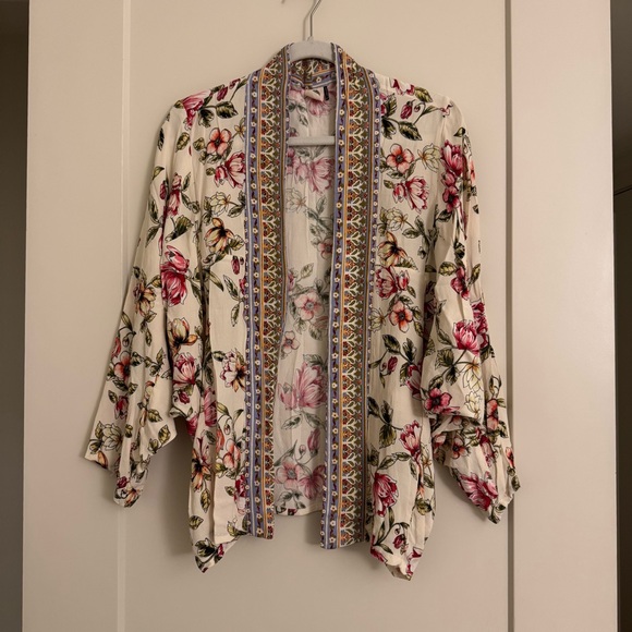 Anthropologie Other - Anthropologie Floral Kimono - Pink and Cream